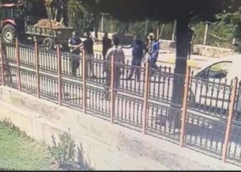 AKP ilçe liderinin akrabaları belediye çalışanını darbetti!