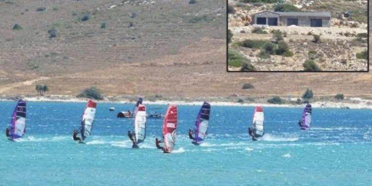 AKP’li Aydoğdu’nun taşocağı Alaçatı sörf koyunu tehdit ediyor