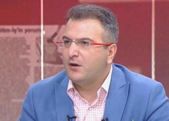 AKP’li Cem Küçük açıkladı: Öğrencilere özel vergisiz telefon modelleri