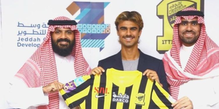 Al Ittihad’da şok: Yeni transfer ‘yıldız’ olmadığı için gruptan ayrılıyor