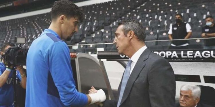 Altay Bayındır imza için İngiltere’ye uçtu