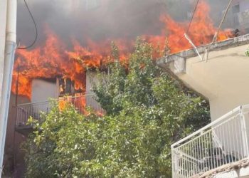 Antalya’da acı olay… Meskende çıkan yangında yaşlı çift hayatını kaybetti!