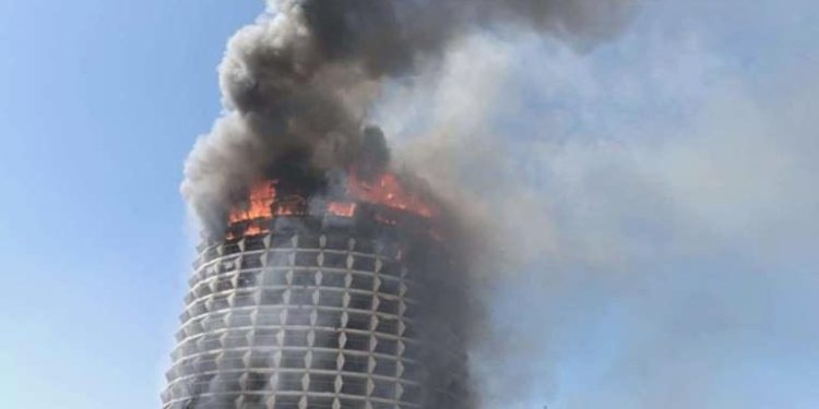 Atıl haldeki otelde çıkan yangın denetim altına alındı