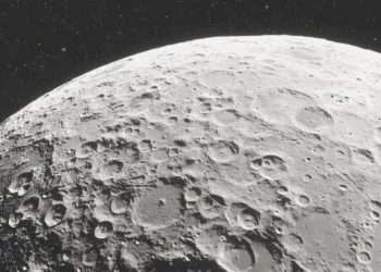 Ay’ın güneyine iniş yapan birinci ülke olmaya hazırlanıyor