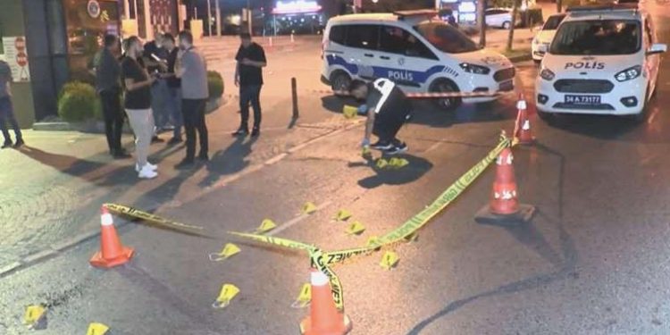 Bağcılar’da uzun namlulu silahlarla hücum: 2’si ağır 3 yaralı