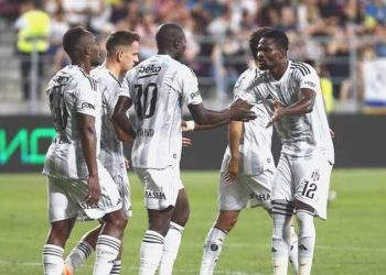 Beşiktaş İstanbul’a çok memnun dönüyor! Dinamo Kiev 2-3 Beşiktaş