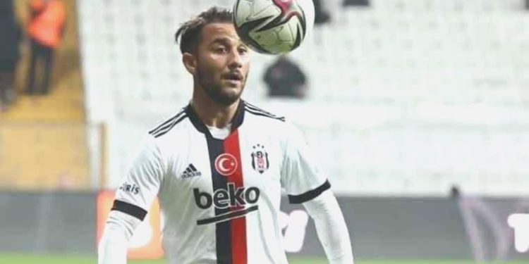 Beşiktaş’ta ayrılık! Kerem Kalafat, Çorum FK’ya transfer oldu