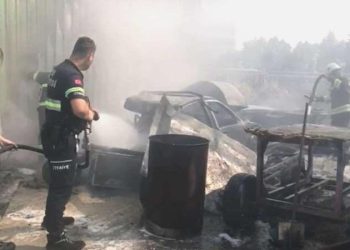 Çok ısınan camlar oto endüstride yangın çıkardı