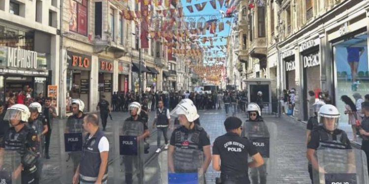 Cumartesi Anneleri’ne 961. haftada da polis müdahalesi!