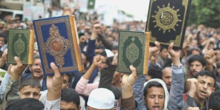 Danimarka dini metinlere uygunsuz muameleyi yasakladı