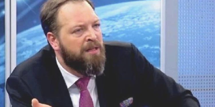 ‘Denetimli serbestlikten’ yararlandı… Fatih Tezcan tahliye edildi: ‘Aranızdayım’