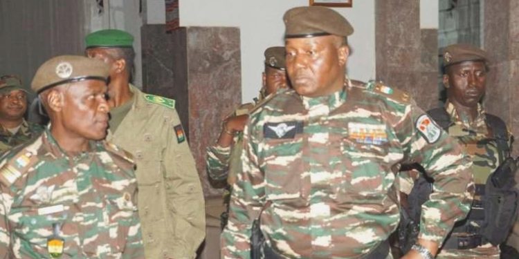 ECOWAS: ”Cunta’dan olumlu adım bekleniyor”