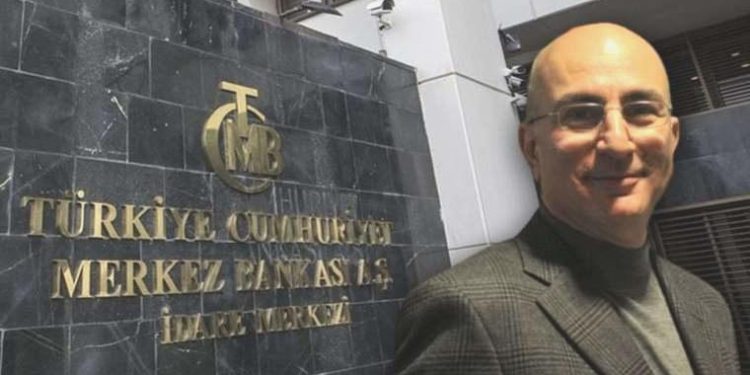 Ekonomist Mahfi Eğilmez, faiz artırımının sonuçlarını yazdı