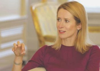 Eşinin Rusya kontağı ortaya çıktı: Başbakan istifa baskısıyla karşı karşıya!