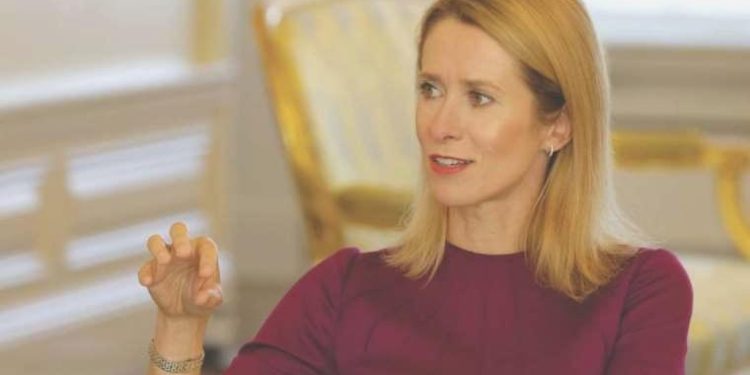 Eşinin Rusya teması ortaya çıktı: Başbakan istifa baskısıyla karşı karşıya!