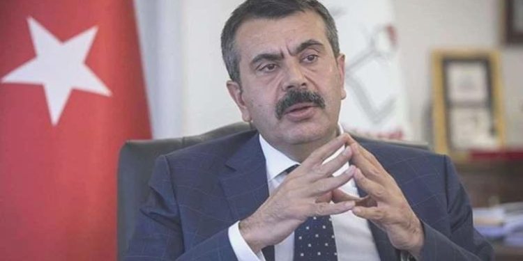 Evvel AKP’li vekil akabinde Bakan Tekin: Ensar Vakfı soruşturmasında ismi geçen Sultanoğlu’na ziyaret