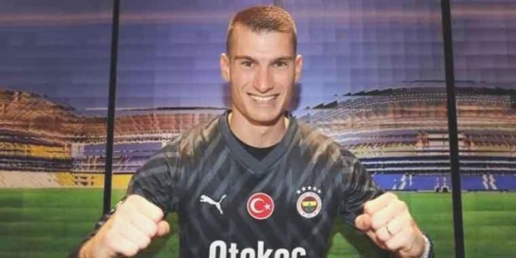 Fenerbahçe, Dominik Livakovic’in bonservisini açıkladı