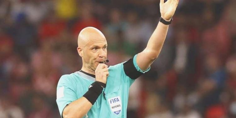 Galatasaray – Molde maçının hakemi muhakkak oldu!