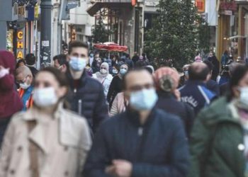 Halk Sıhhati Uzmanı Cumhuriyet TV’de koronavirüsün yeni varyantına karşı uyardı