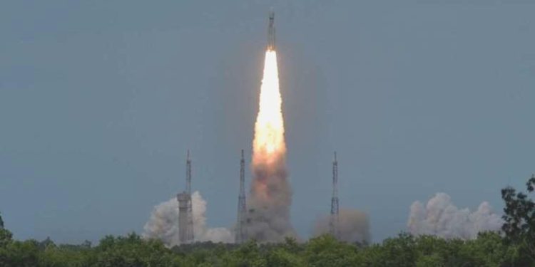 Hindistan Ay’ın güneyine inmeyi başaran birinci ülke oldu