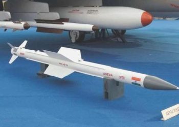 Hindistan, havadan havaya füzesi Astra’yı test etti