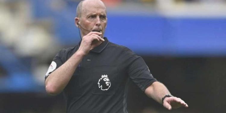 İngiliz hakemden şok itiraf: ‘VAR’a bilerek çağırmadım’