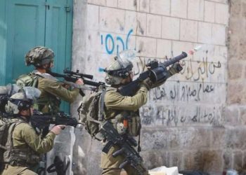 İsrail güçleri Mescid-i Aksa’da Filistinlilere saldırdı