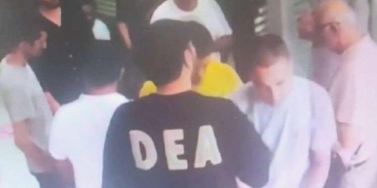 İstanbul’da ‘sahte evrakla’ 20 milyonluk vurguna noterde suçüstü: 4 kişi yakalandı