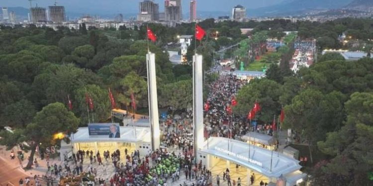 İzmir Enternasyonal Fuarı, sanat ve cümbüşün adresi olacak