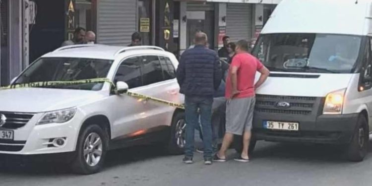 İzmir’de kuşkulu mevt… Cansız vücudu sokakta bulundu!