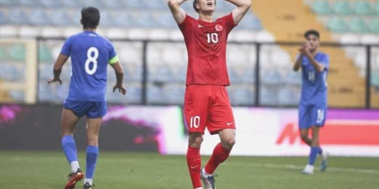 Juventus Teknik Yöneticisi Allegri’den ulusal oyuncu Kenan Yıldız’a ültimatom: ‘Saçlar kesilecek’