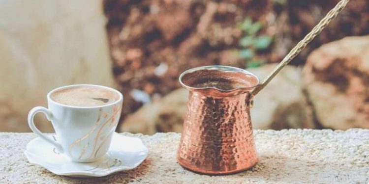 Kahve telvesinin gücü: Betonu yüzde 30 daha güçlü hale getiren yöntem!