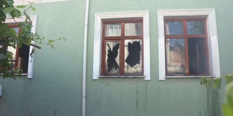 Kayseri’de korkutan konut yangını: 3’ü çocuk 5 kişi dumandan etkilendi!