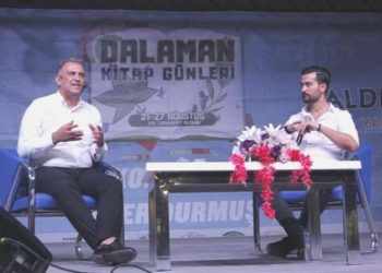 Kitap fuarında Barış Pehlivan ve Merdan Yanardağ’a özgürlük sesleri