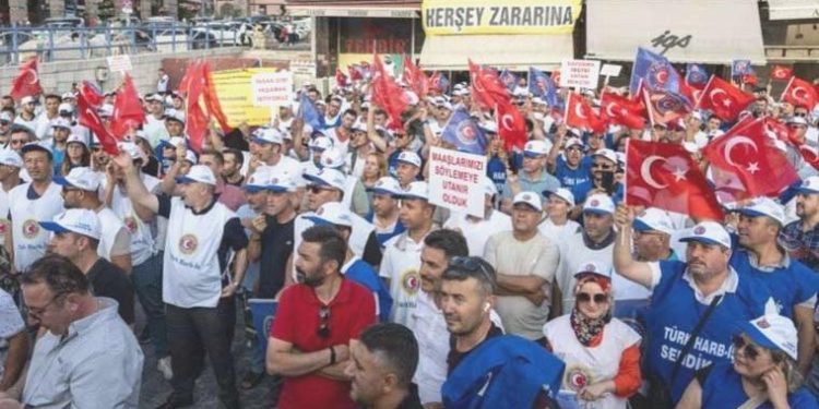 Maaş bordrolarını yaktılar! Talepleri ‘zam’