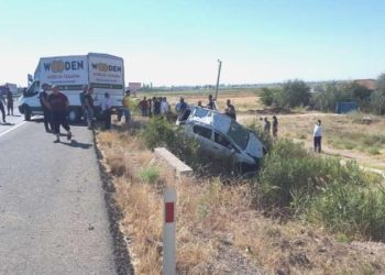 Müthiş kaza… Araba takla attı: 1 meyyit, 2’si ağır, 4 yaralı