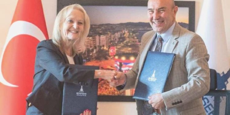 Narlıdere Metrosu için son imzalar atıldı