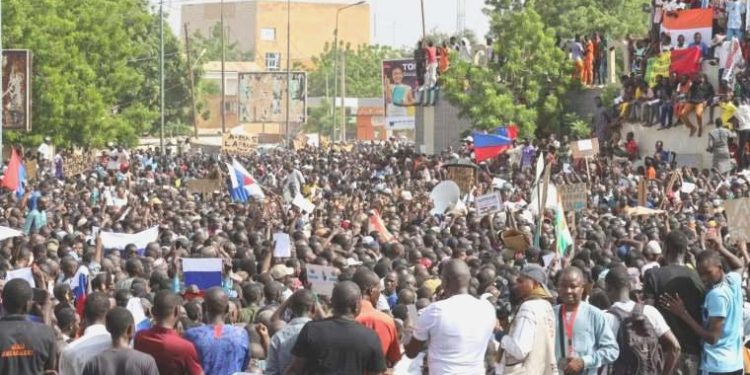 Nijer: Almanya, Fransa ve Nijerya Büyükelçileri 48 saat içinde ülkeden ayrılsın