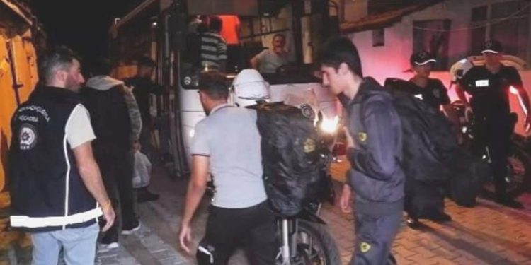 Operasyonlar devam ediyor: 111 kaçak göçmen yakalandı!