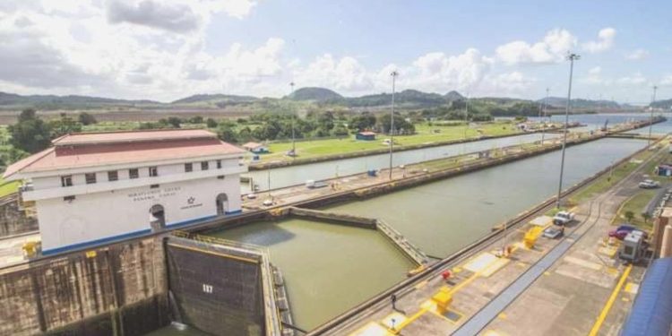 Panama Kanalı’nda geçiş sınırlamasının müddeti bir yıl uzatıldı