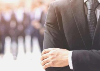 Paylaşım yaptı işinden oldu