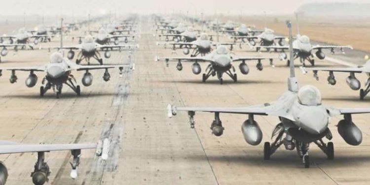 Pentagon’dan F-16 açıklaması: ‘Ukraynalı pilotlara…’