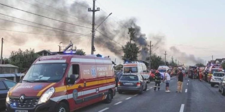 Romanya’da akaryakıt istasyonunda patlama: 1 meyyit, 58 yaralı