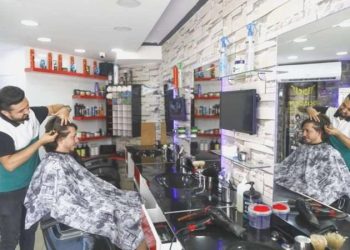 Rus ve Ukraynalıların ‘merdiven altı’ berberlerine reaksiyon