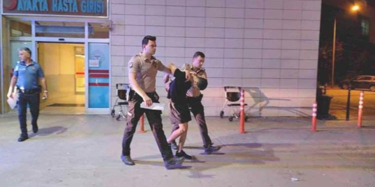 Sanal oyun Pubg’de tartıştığı şahsı sokakta bıçakladı