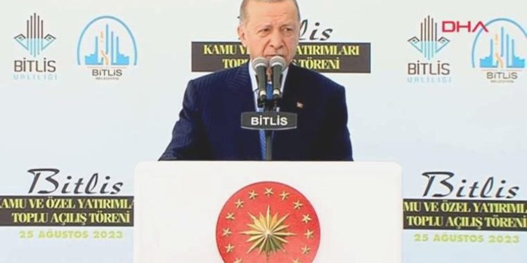 Son dakika… Erdoğan ‘yerel seçim’ bildirisi verdi, muhalefeti amaç aldı: ‘Ölmüş atı kamçılamanın kimseye yararı olmaz’