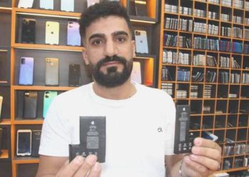 Telefon tamircilerinin ‘sıcak hava’ mesaisi: ‘Batarya şişmesinden ötürü günde 5 müşteri geliyor’