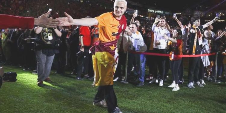 Victor Nelsson’a İngiltere’den sürpriz talip