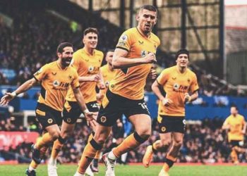 Wolverhampton, Everton deplasmanında bir attı üç aldı!