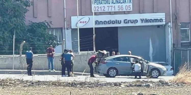 Yakalama çalışmasında sıcak gelişme: Cinayet şüphelileri polisle çatıştı, araç gasbederek kaçtı!